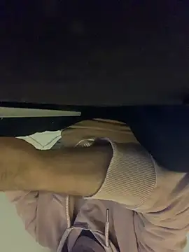 BurcuMertizmir online show from 11/07/25, 10:43