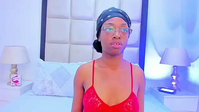 Snapshot of ElisabettaMonroy chatting on 09/24/25, 02:09 ElisabettaMonroy online show from 09/24/25, 02:09