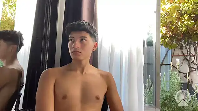 feeelipe2007 online show from 04/01/26, 08:17