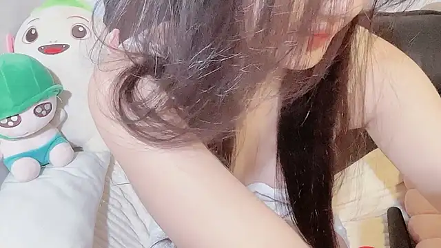 LINNIE05 online show from 01/09/26, 09:56