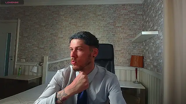 JonahShaw online show from 05/28/26, 04:32