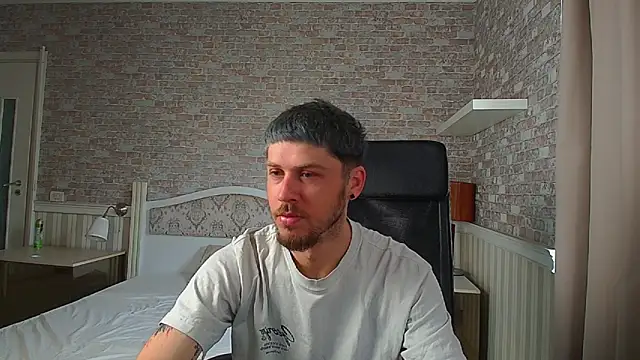 JonahShaw online show from 06/01/26, 04:14