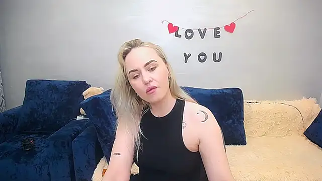 LiluMoon   online show from 04/01/26, 12:17