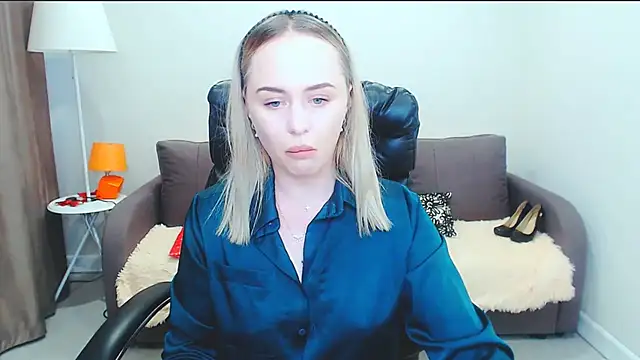 LiluMoon   online show from 07/08/26, 04:33