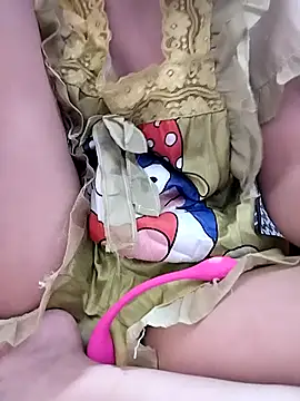 Snapshot of Sexyladzy chatting on 09/24/25, 09:18 Sexyladzy online show from 09/24/25, 09:18