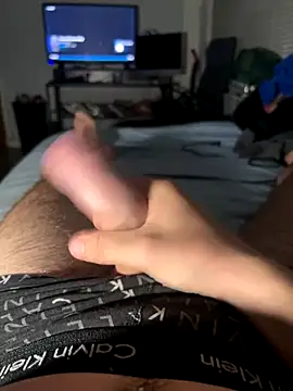 Snapshot of Ggowlad01 chatting on 10/24/25, 10:50 Ggowlad01 online show from 10/24/25, 10:50