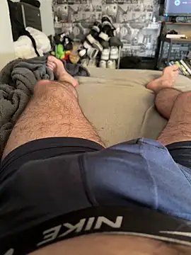 Snapshot of Ggowlad01 chatting on 11/25/25, 09:09 Ggowlad01 online show from 11/25/25, 09:09