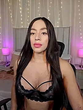 Snapshot of AriadnaTaylor chatting on 07/19/26, 11:47 AriadnaTaylor online show from 07/19/26, 11:47