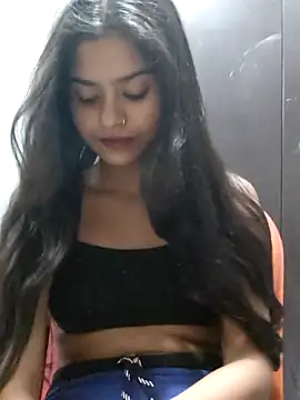 Snapshot of Tara2007 chatting on 11/27/25, 09:00 Tara2007 online show from 11/27/25, 09:00