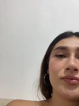 Isa Villamarin online show from 09/27/25, 10:04