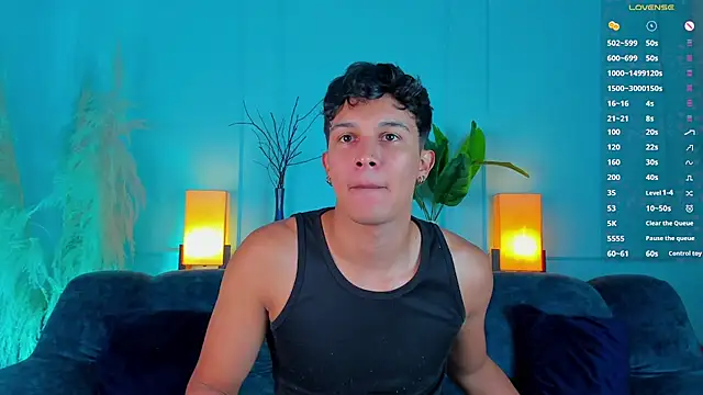 Leo Savage  online show from 02/22/26, 03:40