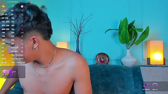 Leo Savage  online show from 04/06/26, 04:46