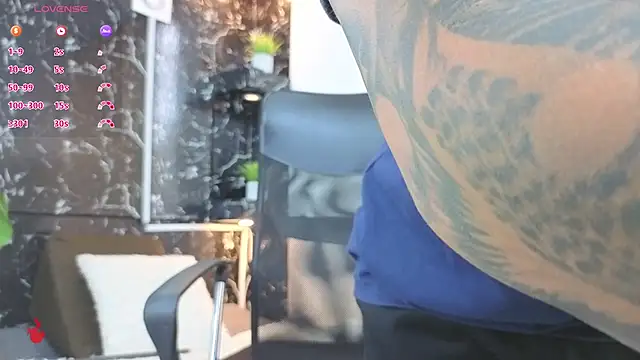 Alexander ferre online show from 04/04/26, 01:19