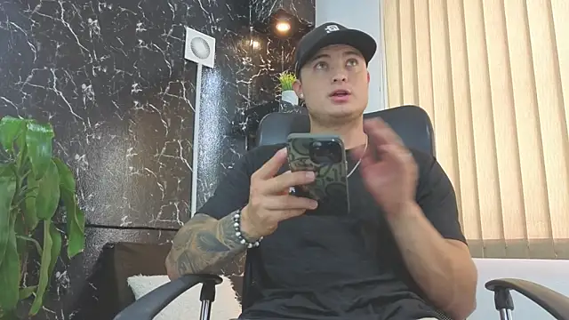 Alexander ferre online show from 04/06/26, 01:34