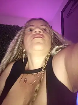 Eva Luxei online show from 11/30/25, 05:11