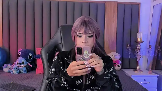 misstomie  online show from 11/07/25, 05:29