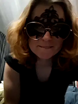 Snapshot of littlelesleytje chatting on 03/02/26, 06:59 littlelesleytje online show from 03/02/26, 06:59