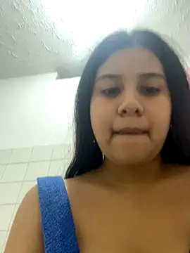 Snapshot of AntonellaCute_ab chatting on 10/10/25, 01:15 AntonellaCute ab online show from 10/10/25, 01:15