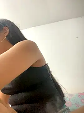 Snapshot of AntonellaCute_ab chatting on 10/18/25, 01:52 AntonellaCute ab online show from 10/18/25, 01:52