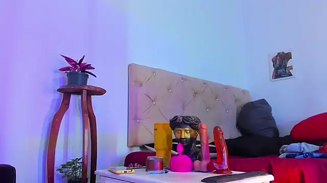  Tarekk  online show from 09/23/25, 02:09