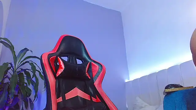  Tarekk  online show from 11/11/25, 06:24