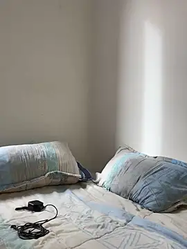 Snapshot of MorganHot0809 chatting on 10/21/25, 12:39 MorganHot0809 online show from 10/21/25, 12:39