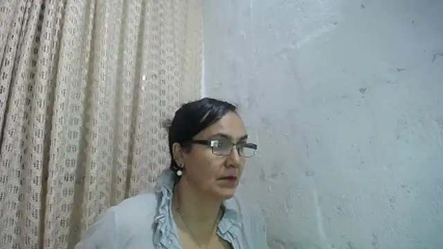 gabbyparker  online show from 03/10/26, 10:09