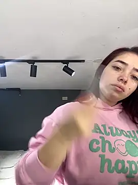 HannahCollyns online show from 12/20/25, 12:12