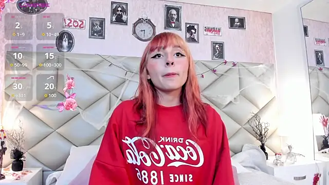 dafnne hall online show from 10/18/25, 04:26