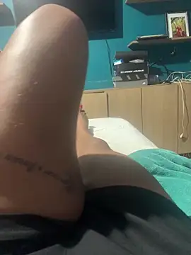 ju muniz01 online show from 09/16/25, 12:55