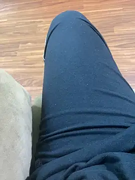 Snapshot of Binuthomas chatting on 10/08/25, 10:29 Binuthomas online show from 10/08/25, 10:29