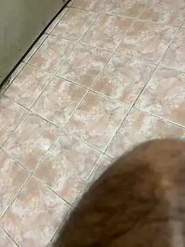 Snapshot of Binuthomas chatting on 10/12/25, 02:27 Binuthomas online show from 10/12/25, 02:27