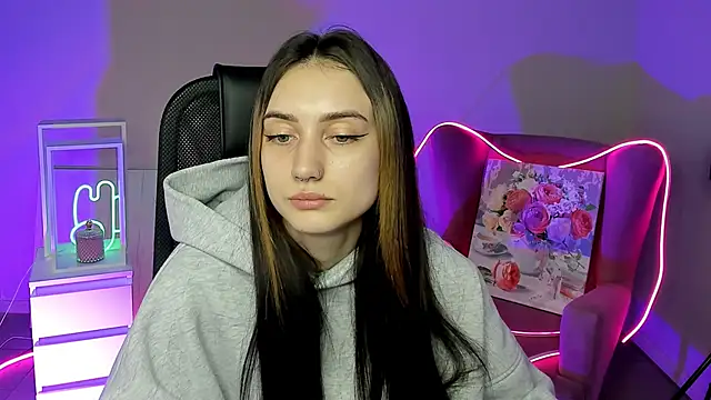 olivianorton online show from 10/07/25, 12:24