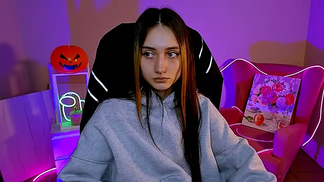 olivianorton online show from 10/23/25, 03:11