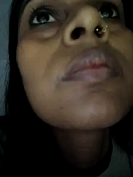 hotshreya69 online show from 11/04/25, 05:45