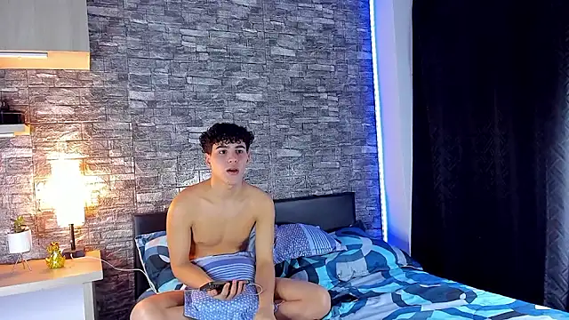 Theimperialboys  online show from 01/18/26, 04:16