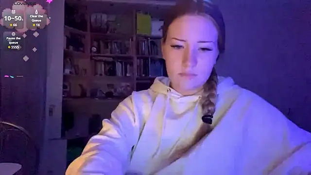 PandaFluff online show from 02/02/26, 04:38