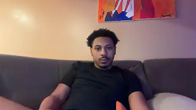 Snapshot of Yungandhungd chatting on 03/08/26, 06:39 Yungandhungd online show from 03/08/26, 06:39