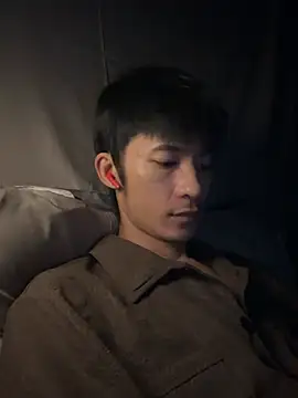 Snapshot of icefun1109 chatting on 03/04/26, 04:35 icefun1109 online show from 03/04/26, 04:35