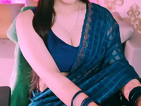 My Rose online show from 10/19/25, 01:23