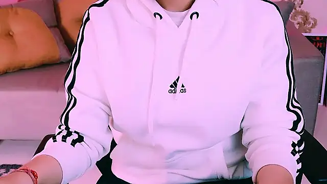 My Rose online show from 01/13/26, 07:24