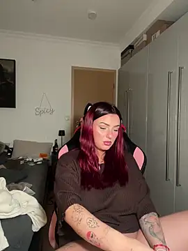 OliviaaFischer online show from 03/28/26, 06:51