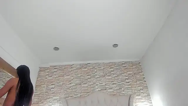 Snapshot of Lucia-Horny24 chatting on 10/08/25, 07:11 Lucia-Horny24 online show from 10/08/25, 07:11