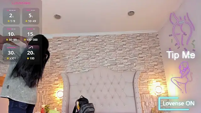 Snapshot of Lucia-Horny24 chatting on 10/24/25, 07:54 Lucia-Horny24 online show from 10/24/25, 07:54