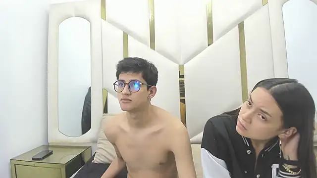 Noa Arez online show from 10/11/25, 02:33