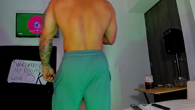 Andrew Johnnson online show from 10/09/25, 05:44