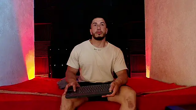 ZaneMaveric online show from 07/29/26, 01:37