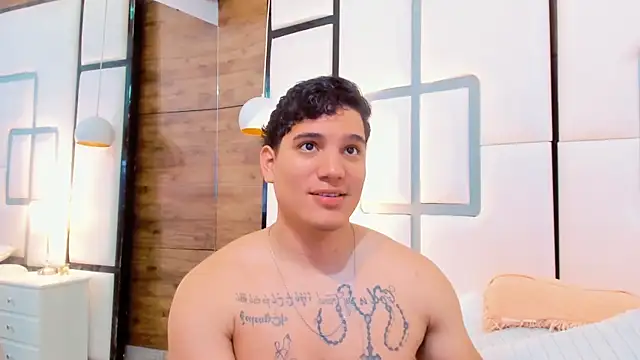 RaymondMorris online show from 10/19/25, 08:09