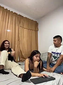 miaftmax online show from 02/17/26, 07:42