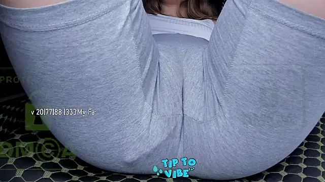 Cameltoe squirt inPants online show from 02/15/25, 03:17